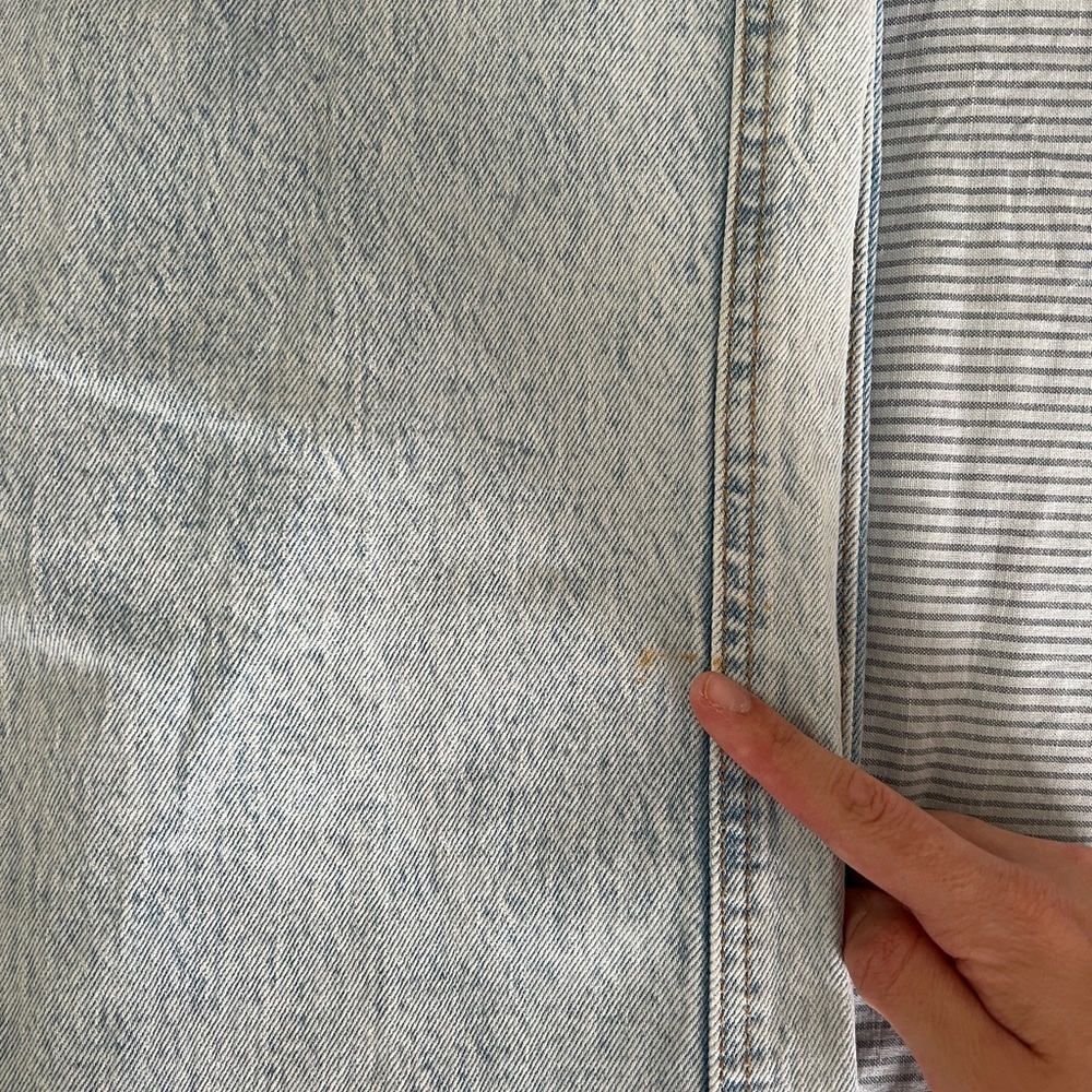 Abercrombie Ultra High Rise 90s Jeans - Picture 7 of 7